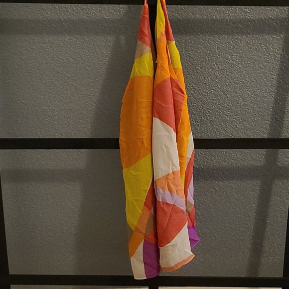 Silk Trina Turk top,  elegant - Picture 3 of 15